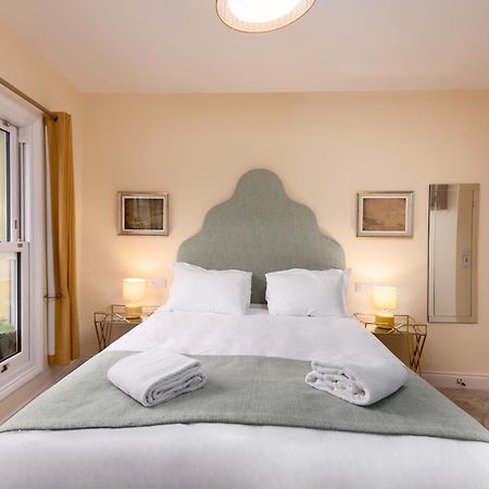Caboose Bed & Breakfast ซอลส์บรี ภายนอก รูปภาพ