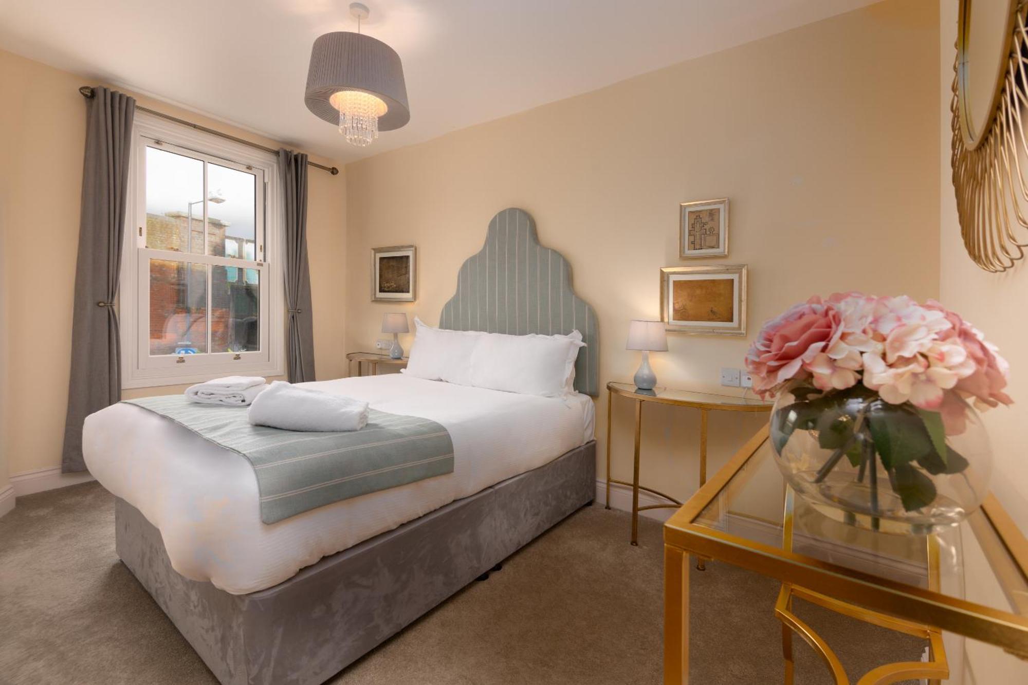 Caboose Bed & Breakfast ซอลส์บรี ภายนอก รูปภาพ